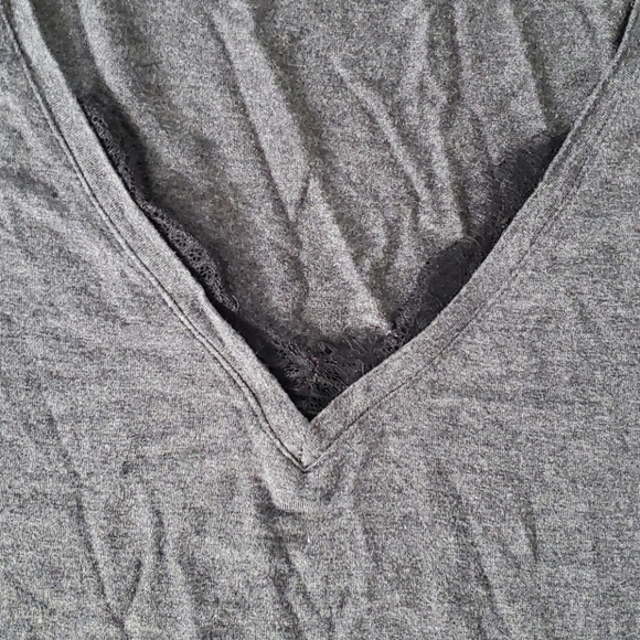 Reitmans lace Long sleeve tee - Picture 2 of 3